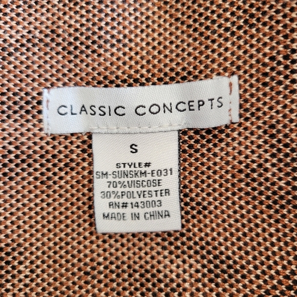 Classic Concepts Leopard Print Trumpet Skirt. - Picture 3 of 5